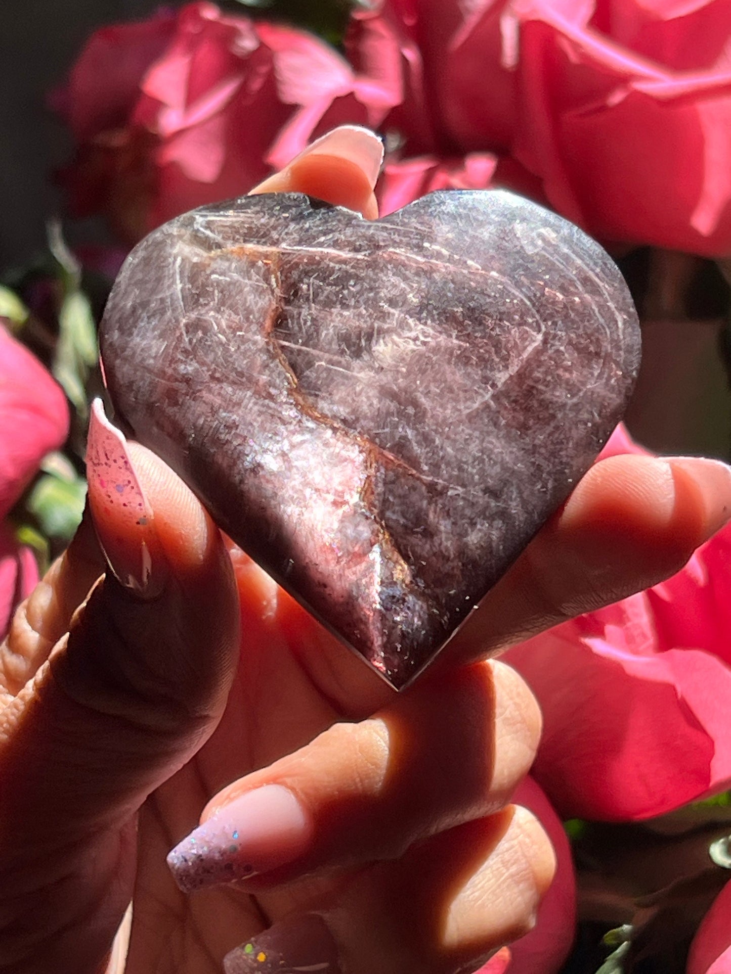 Flashy Purple Mica Heart, Lepidolite Heart, Crystal hearts, Gem Lepidolite, Mica Palm stone, Crystal Jewelry, Crystal Gifts, Small