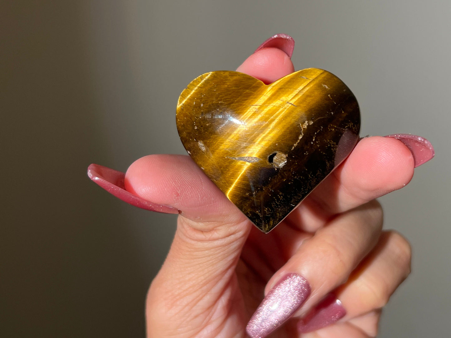 Yellow tiger Eye heart, Tiger Eye Heart, Tiger Eye, Crystal Palm Stones, Chakra Healing Crystals, Crystal Gifts, Crystal Heart