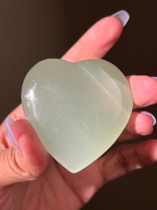 Green Calcite Heart, UV reactive Calcite, High Quality Green Calcite, Pistachio Calcite From Afghanistan