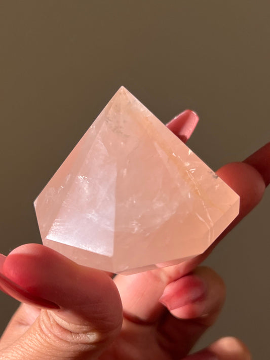 Rose Quartz Diamond Carving, Rose Quartz Diamond, Authentic Natural Rose Quartz, Rose Quartz, Crystals Gift, Metaphysical gits, Gift for Her