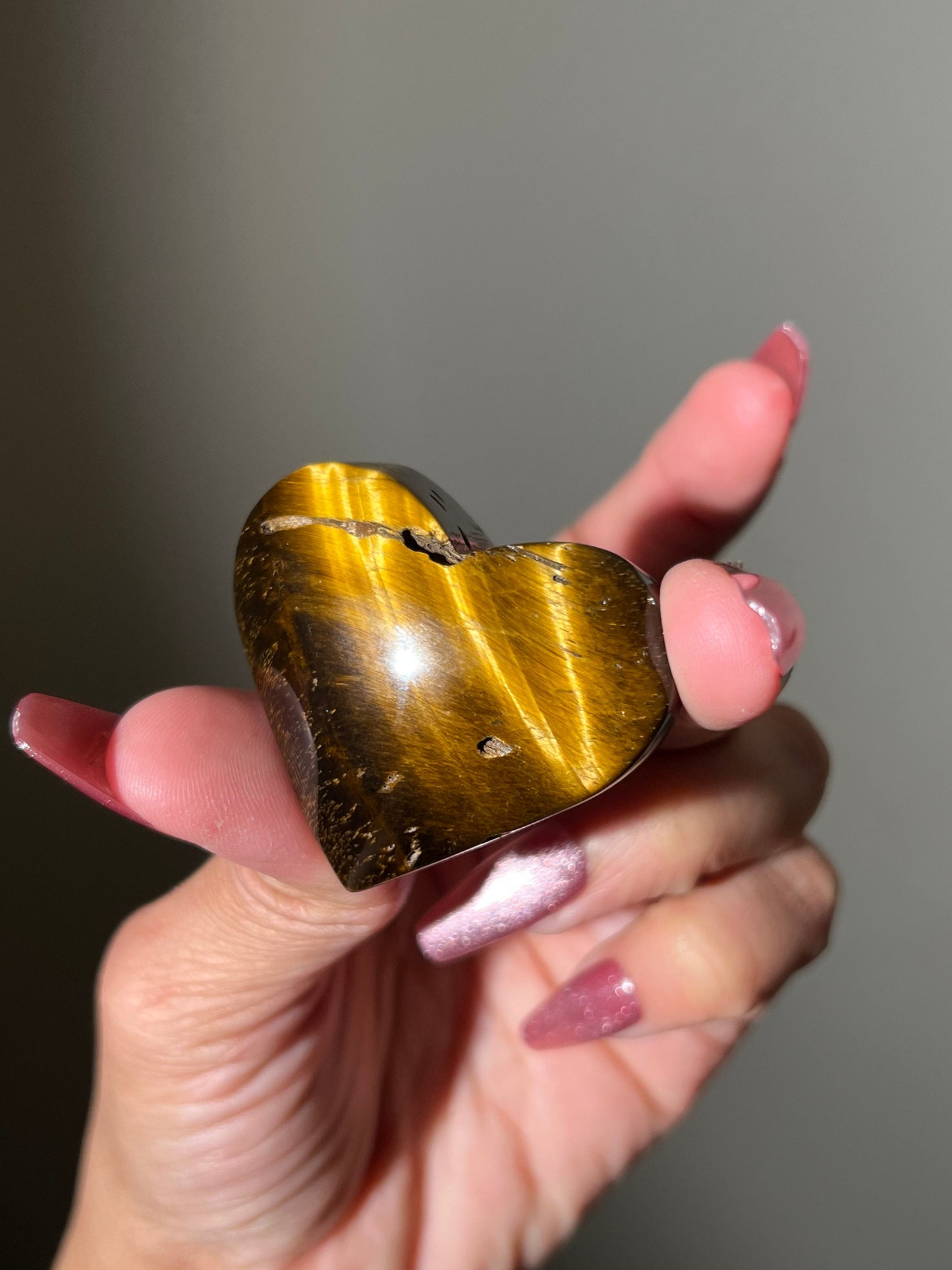 Yellow tiger Eye heart, Tiger Eye Heart, Tiger Eye, Crystal Palm Stones, Chakra Healing Crystals, Crystal Gifts, Crystal Heart