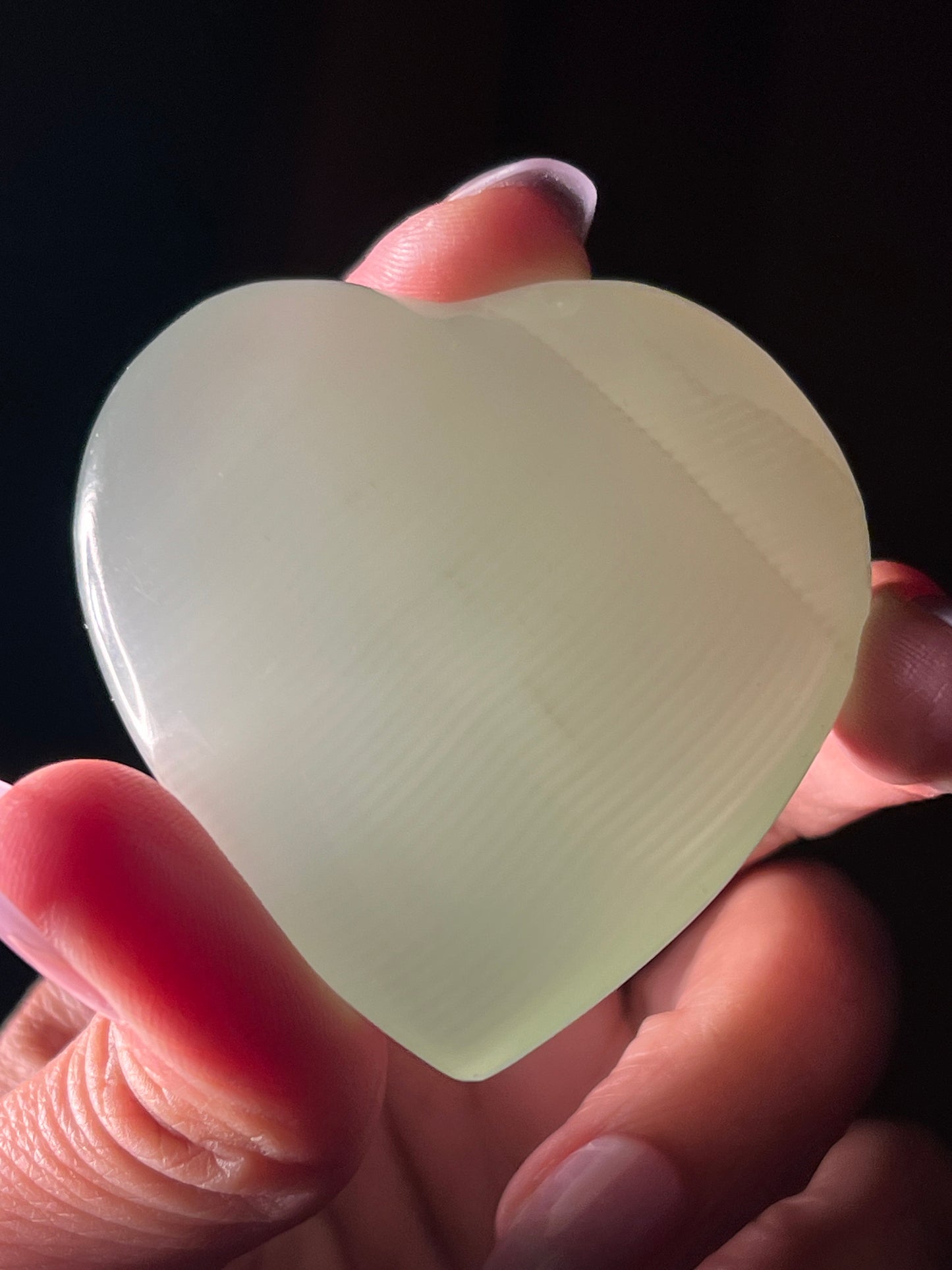 Green Calcite Heart, UV reactive Calcite, High Quality Green Calcite, Pistachio Calcite From Afghanistan