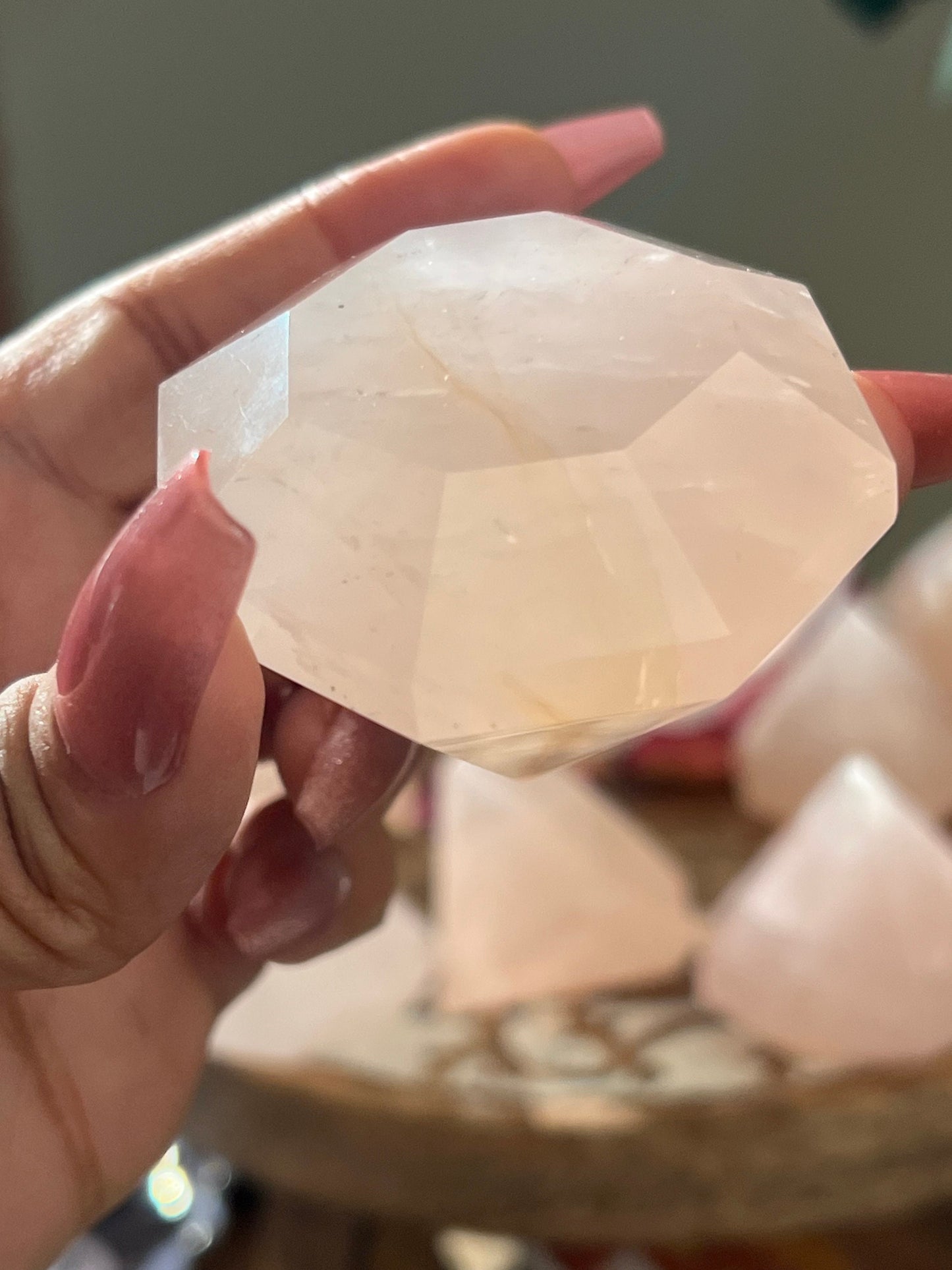 Rose Quartz Diamond Carving, Rose Quartz Diamond, Authentic Natural Rose Quartz, Rose Quartz, Crystals Gift, Metaphysical gits, Gift for Her