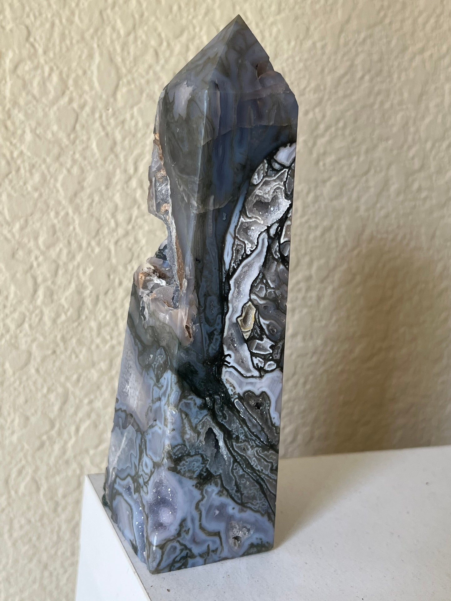 Large Blue Moss Agate Tower, Druzy Moss Agate, Purple Moss agate, Druzy Moss Agate, Moss Agate Point, Healing Crystals,