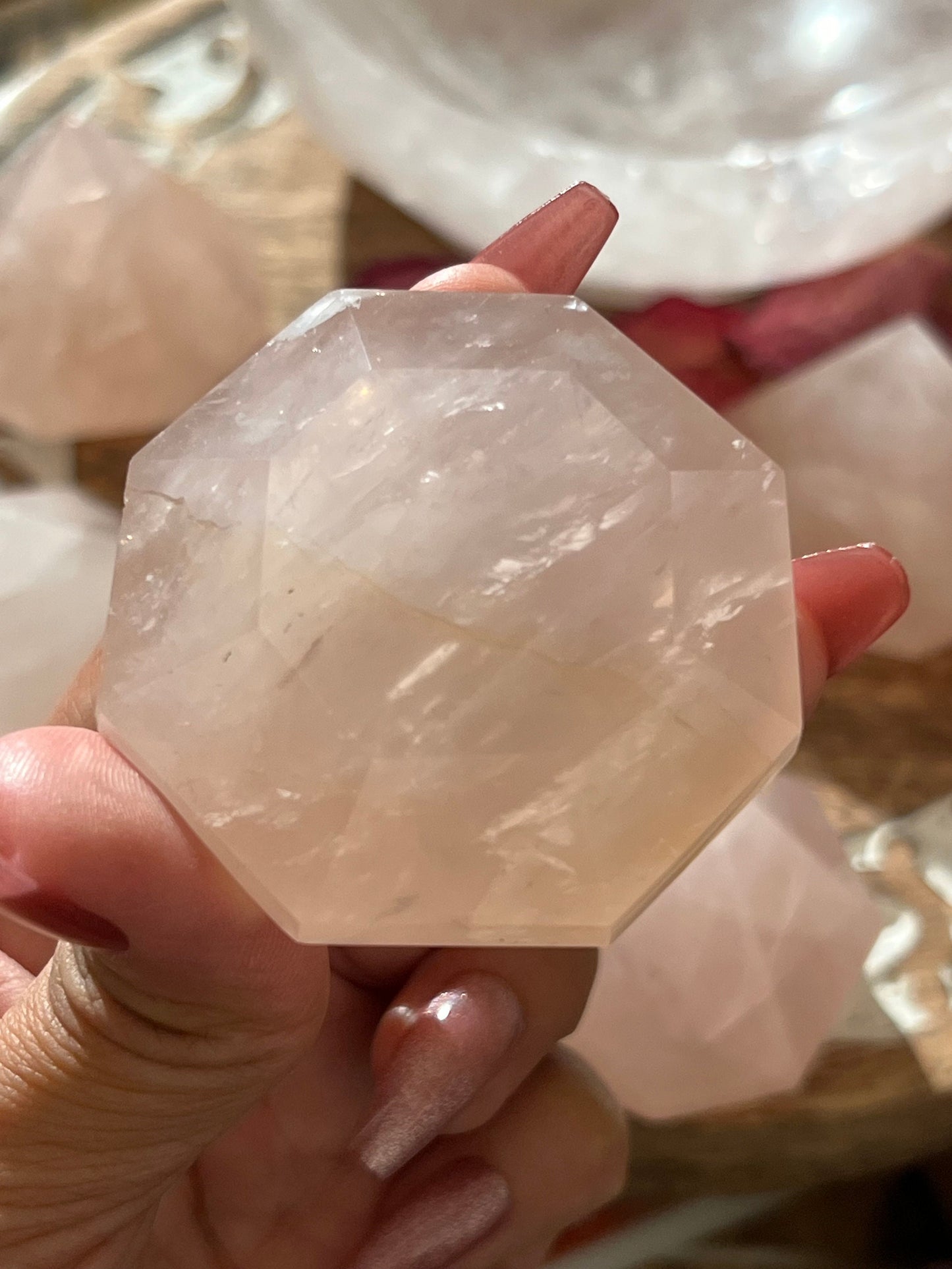 Rose Quartz Diamond Carving, Rose Quartz Diamond, Authentic Natural Rose Quartz, Rose Quartz, Crystals Gift, Metaphysical gits, Gift for Her
