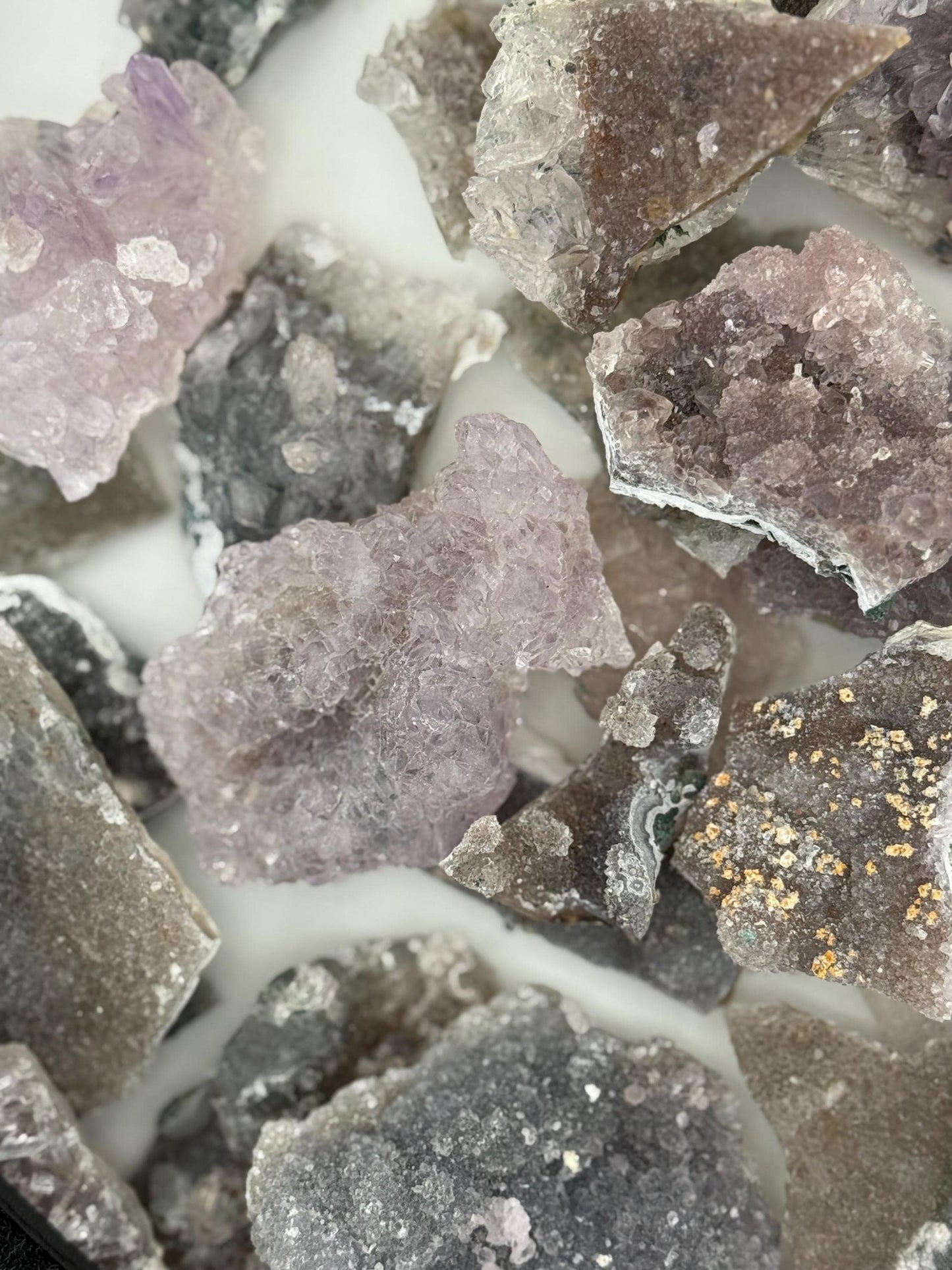 Zeolite Amethyst Crystal Wholesale Box, Amethyst Flowers, Amethyst Zeolites From Brazil, 5 to 7 pieces, Crystal Wholesale, Crystal Giftbox,