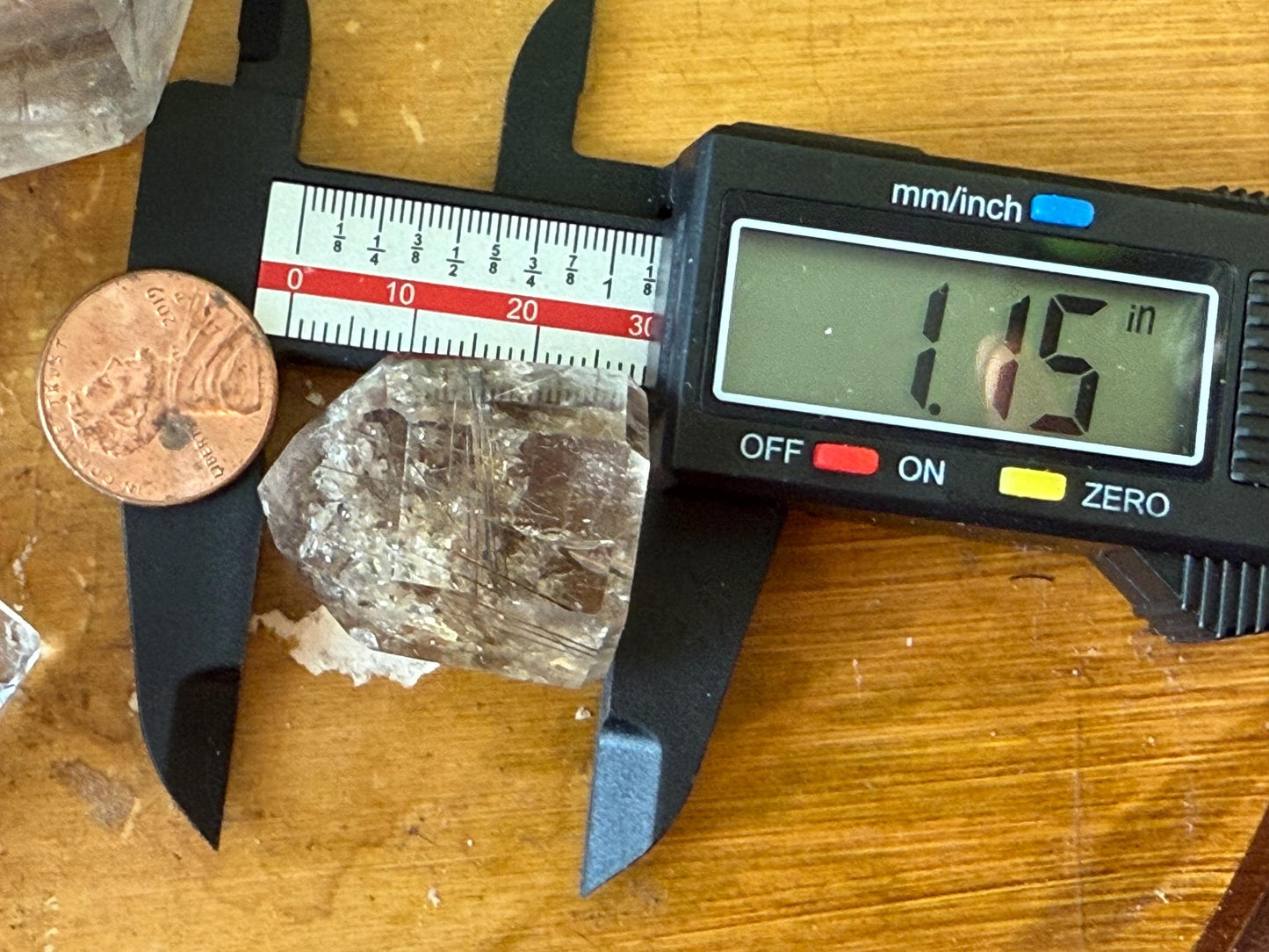 Silver Rutilated Quartz with Mica, Titanium dioxide mineral, Black Rutile, Rutilated Quartz, Rutile Quartz, Garden Quartz, MINI SIZE