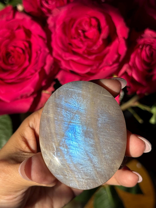 Super Flashy Blue Moonstone, Moonstone, Blue Flash Moonstone, High Grade Palm Stone
