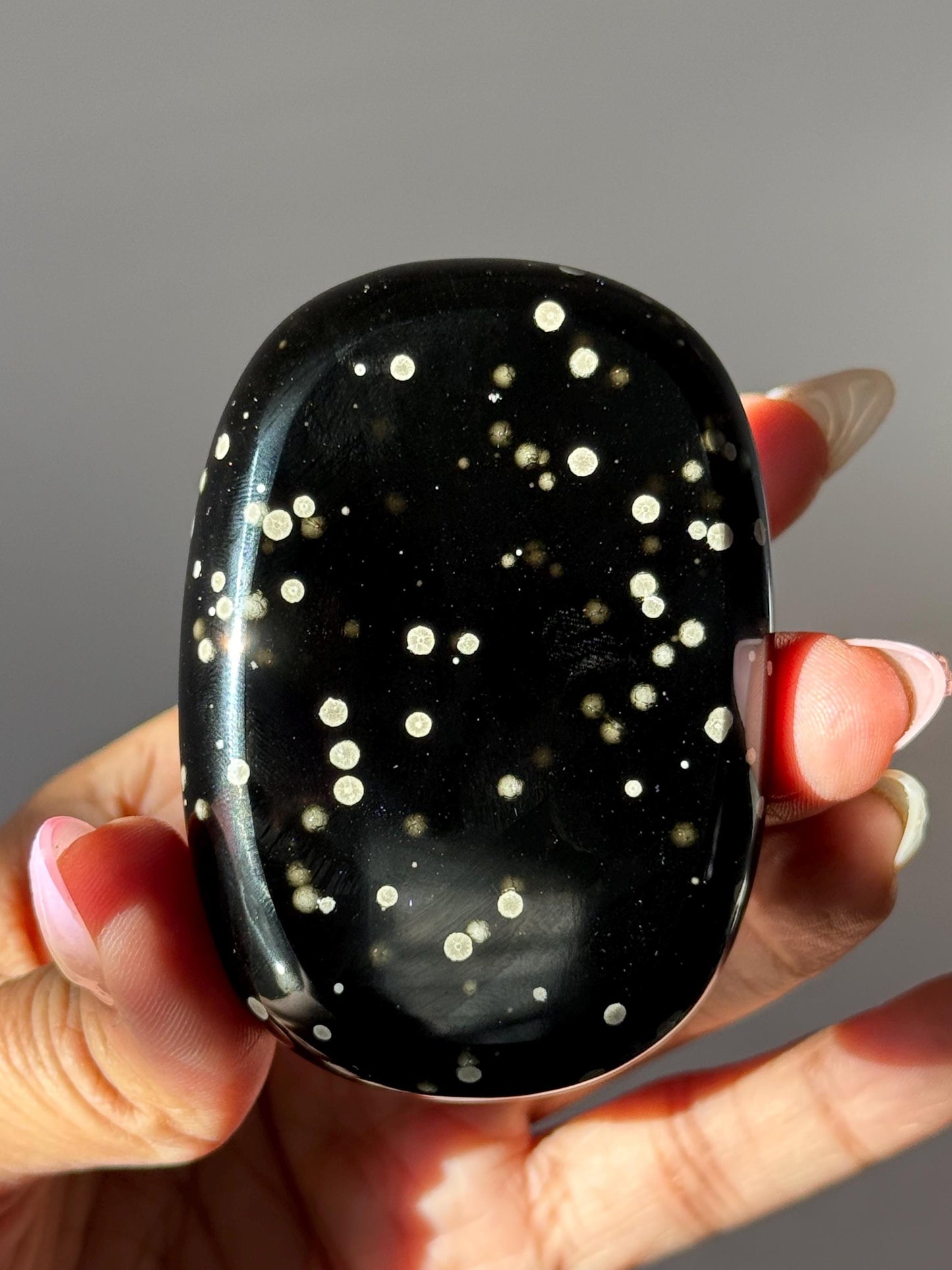 Stardust Obsidian Palm Stone – Rare Mexico Obsidian, Star-Dusted Pattern, Unique Mexican Obsidian