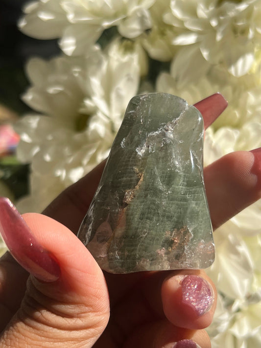 Garden Quartz Tumble Stone, Lodolite Quartz free form, Garden Quartz High Grade Tumble stone