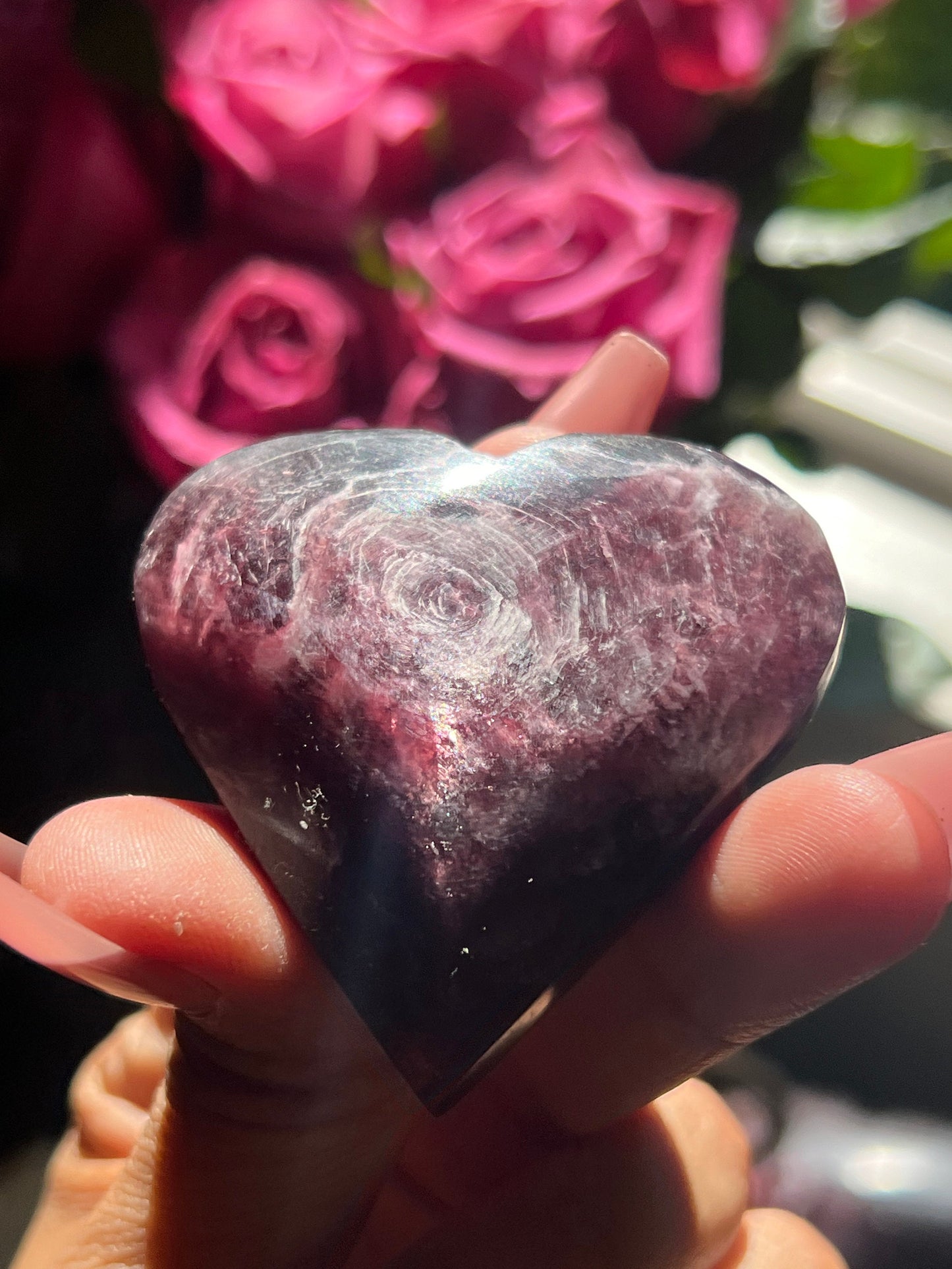 Flashy Purple Mica Heart, Lepidolite Heart, Crystal hearts, Gem Lepidolite, Mica Palm stone, Crystal Jewelry, Crystal Gifts, Small