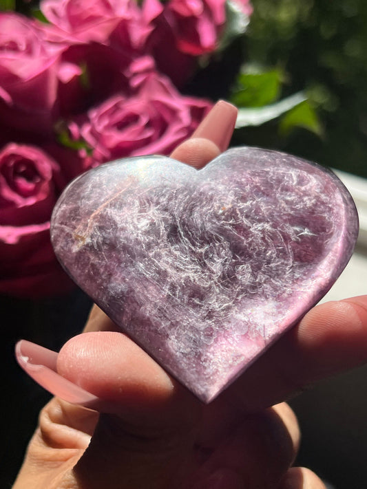 Purple Mica Heart, Lepidolite Heart, Crystal hearts, Gem Lepidolite, Mica Palm stone