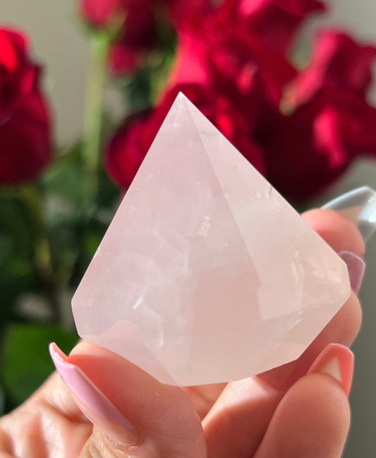 Small Rose Quartz Diamond Carving, Rose Quartz Diamond, Authentic Natural Rose Quartz, Rose Quartz, Crystals Gift, Metaphysical gits,