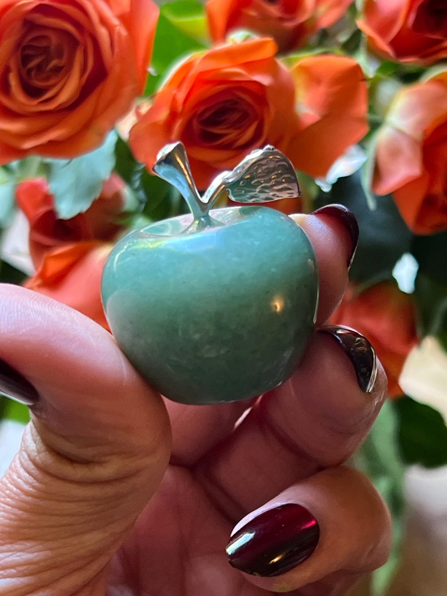 Cute Aventurine Apple, Aventurine Crystal Carving, Crystal Gifts, Teacher Gifts, Aventurine Apple, Crystal Apples,