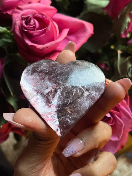 Flashy Purple Mica Heart, Lepidolite Heart, Crystal hearts, Gem Lepidolite, Mica Palm stone, Crystal Jewelry, Crystal Gifts, Small