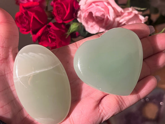 Pistachio Calcite Heart Set,  Green Calcite Crystals, UV reactive Calcite, High Quality Green Calcite, Pistachio Calcite, Crystal Wholesale