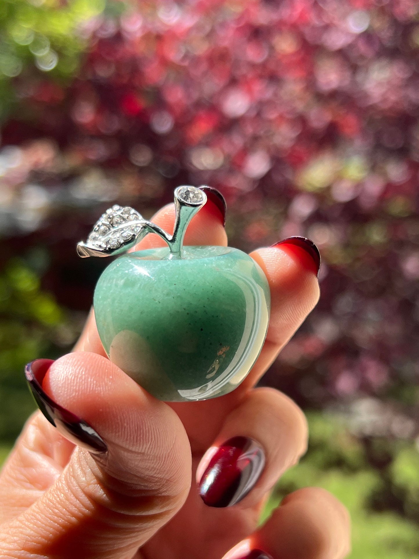 Cute Aventurine Apple, Aventurine Crystal Carving, Crystal Gifts, Teacher Gifts, Aventurine Apple, Crystal Apples,