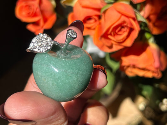 Cute Aventurine Apple, Aventurine Crystal Carving, Crystal Gifts, Teacher Gifts, Aventurine Apple, Crystal Apples,