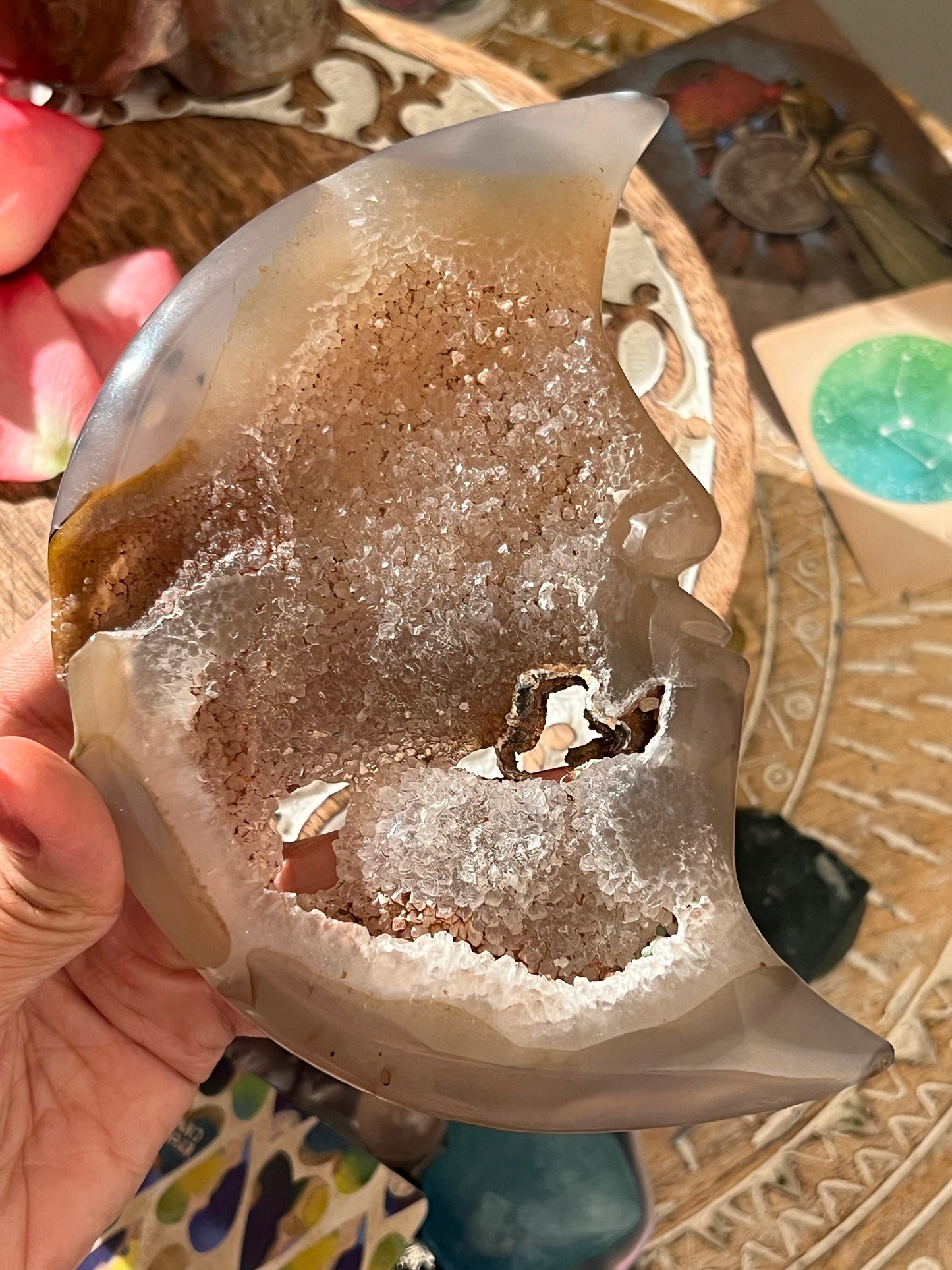 Druzy Agate Moon, Crystal MOON, Crystal Carving, Crescent Moon, Moon Decor, Crystal Gift, Metaphysical Gifts, Spiritual Decor,