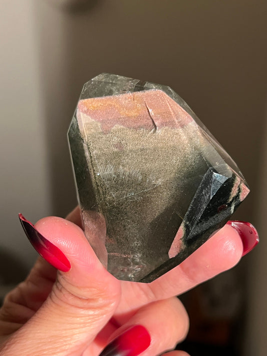 Garden Quartz free form, unique garden Quartz, garden Quartz, lodolite,