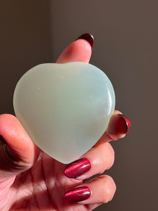 Green Calcite Heart, UV reactive Calcite, High Quality Green Calcite, Pistachio Calcite From Afghanistan