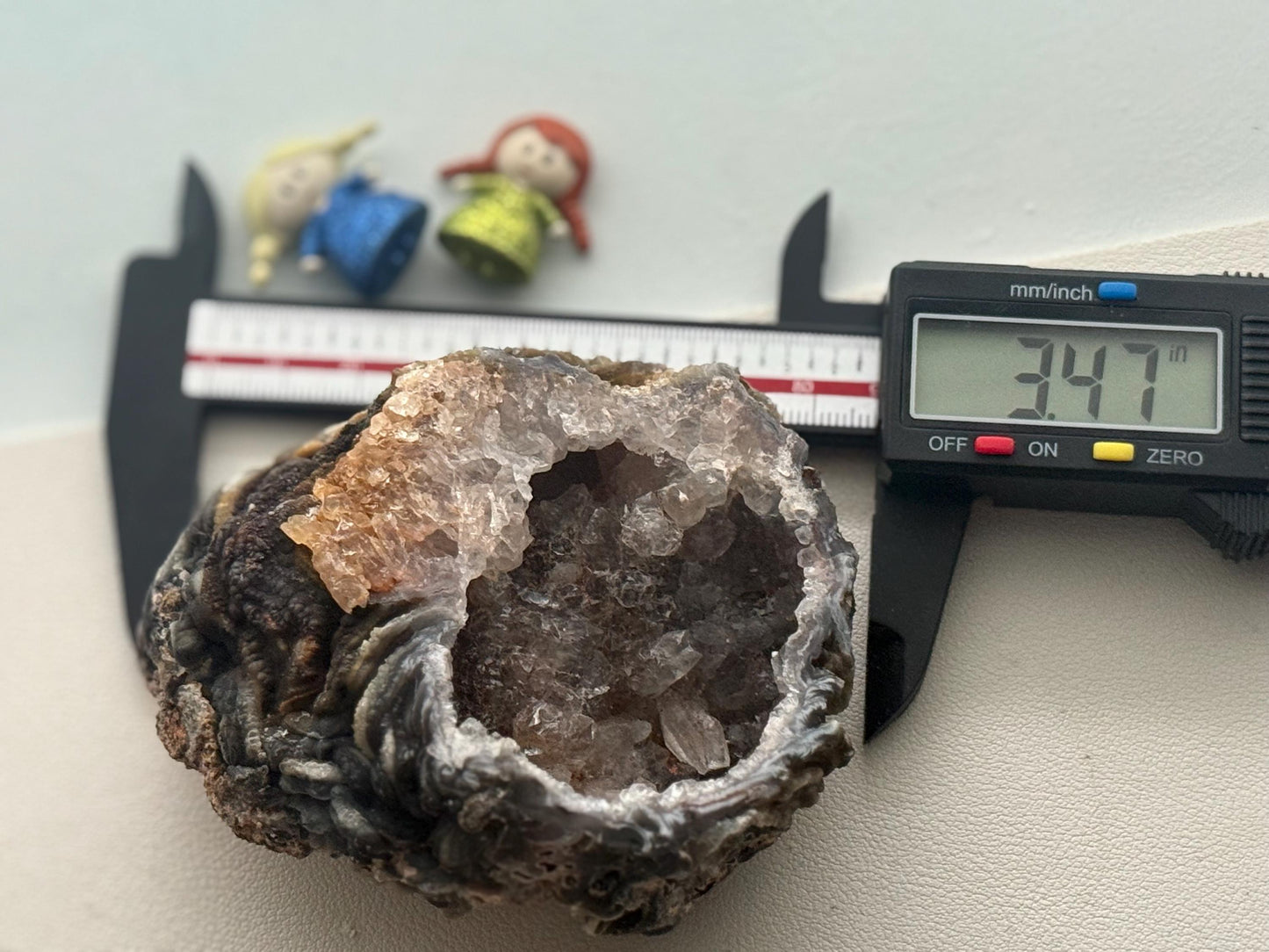 Blue Chalcedony Geode, Quartz Geode, Quartz , Natural Raw Chalcedony, Blue chalcedony, Fossils, Crystal Gifts,