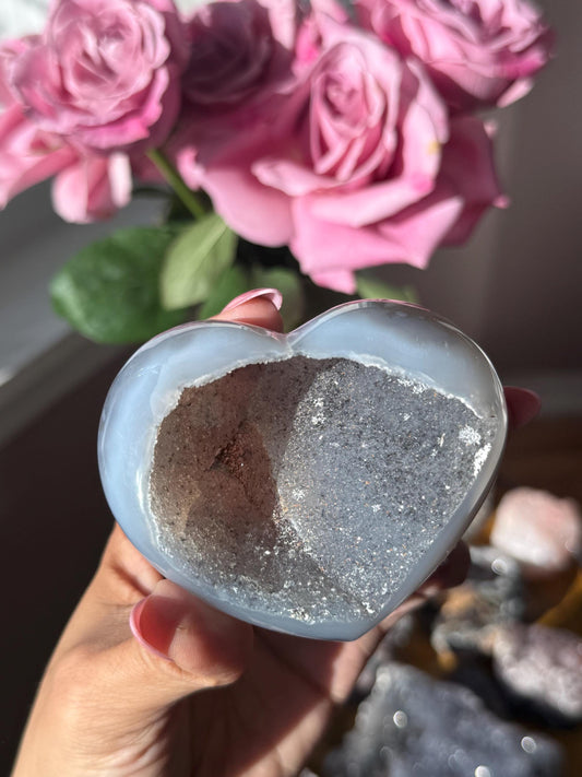Small Druzy Agate Heart, Agate Heart, Druze Crystals,  Crystal heart, Sugar Druzy Agate, Metaphysical Gifts, Crystal Carvings,