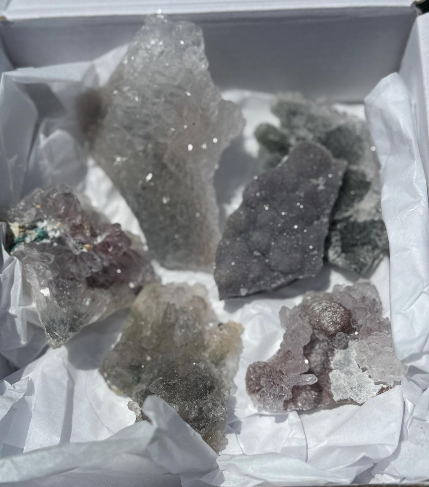 Zeolite Amethyst Crystal Wholesale Box, Amethyst Flowers, Amethyst Zeolites From Brazil, 5 to 7 pieces, Crystal Wholesale, Crystal Giftbox,