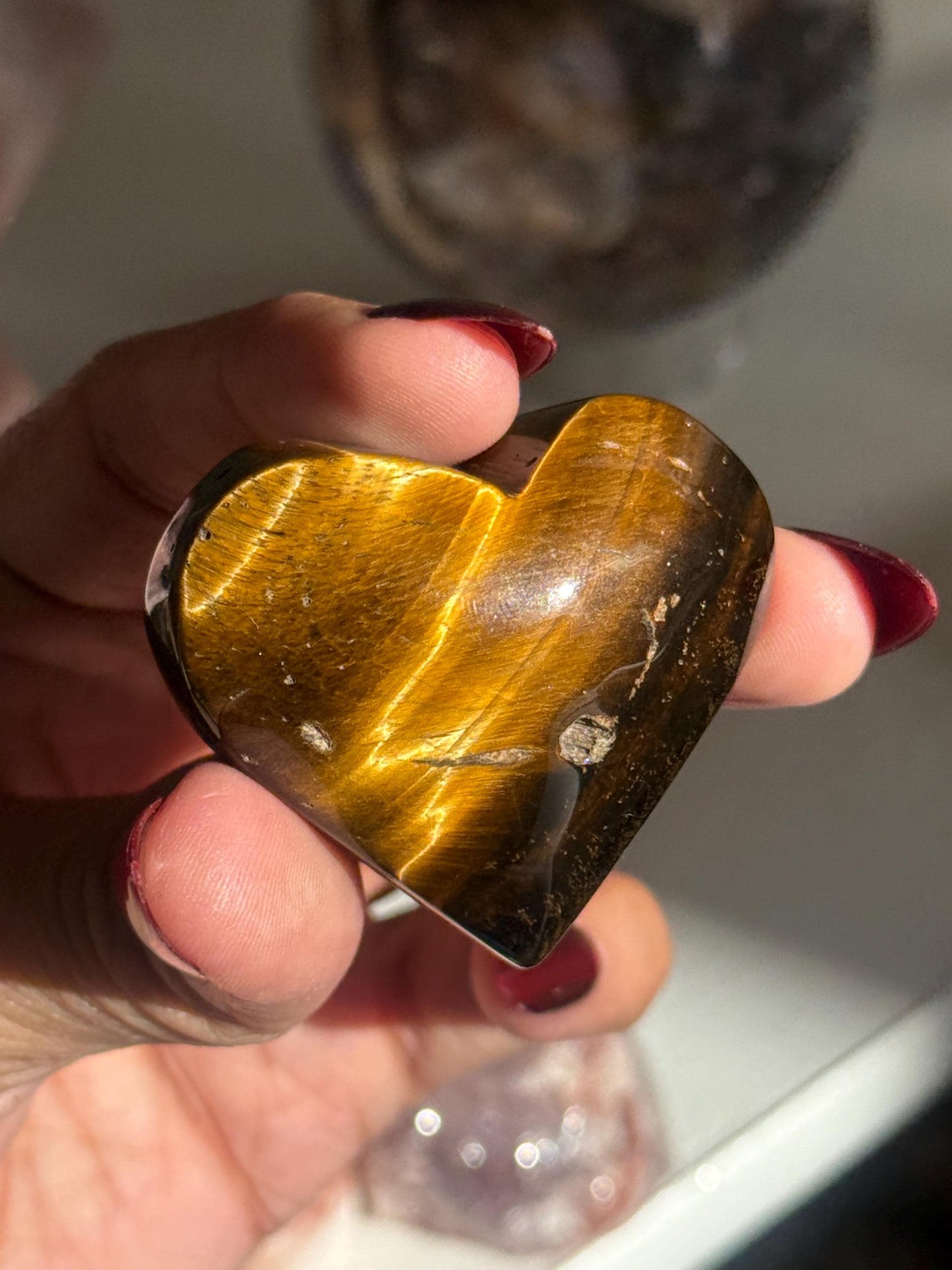 Yellow Tiger Eye Heart Crystal – Tiger Eye Palm Stone for Chakra Healing, Crystal Heart Gift, Pocket Stone, Protection Crystals