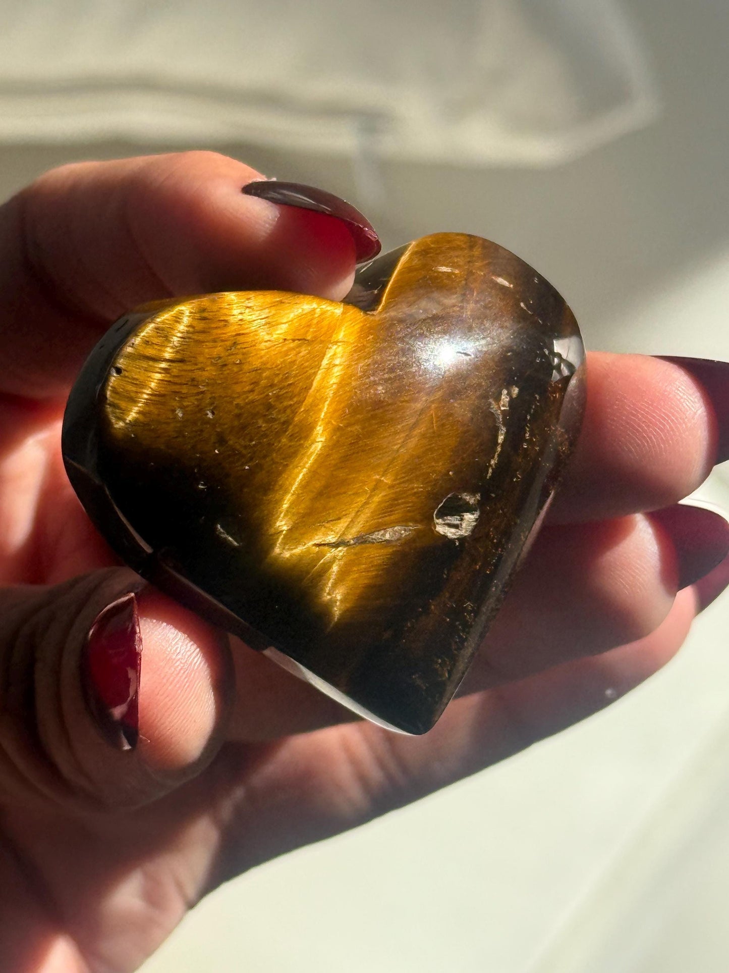 Yellow Tiger Eye Heart Crystal – Tiger Eye Palm Stone for Chakra Healing, Crystal Heart Gift, Pocket Stone, Protection Crystals