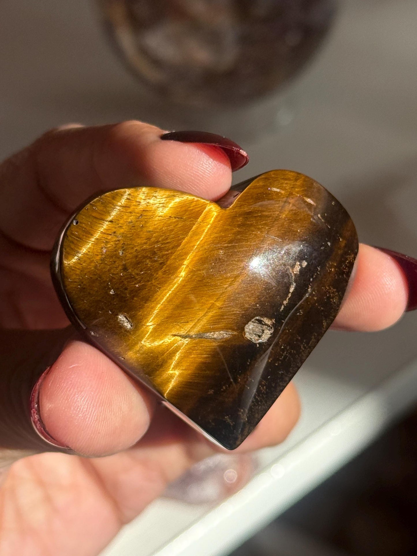 Yellow Tiger Eye Heart Crystal – Tiger Eye Palm Stone for Chakra Healing, Crystal Heart Gift, Pocket Stone, Protection Crystals