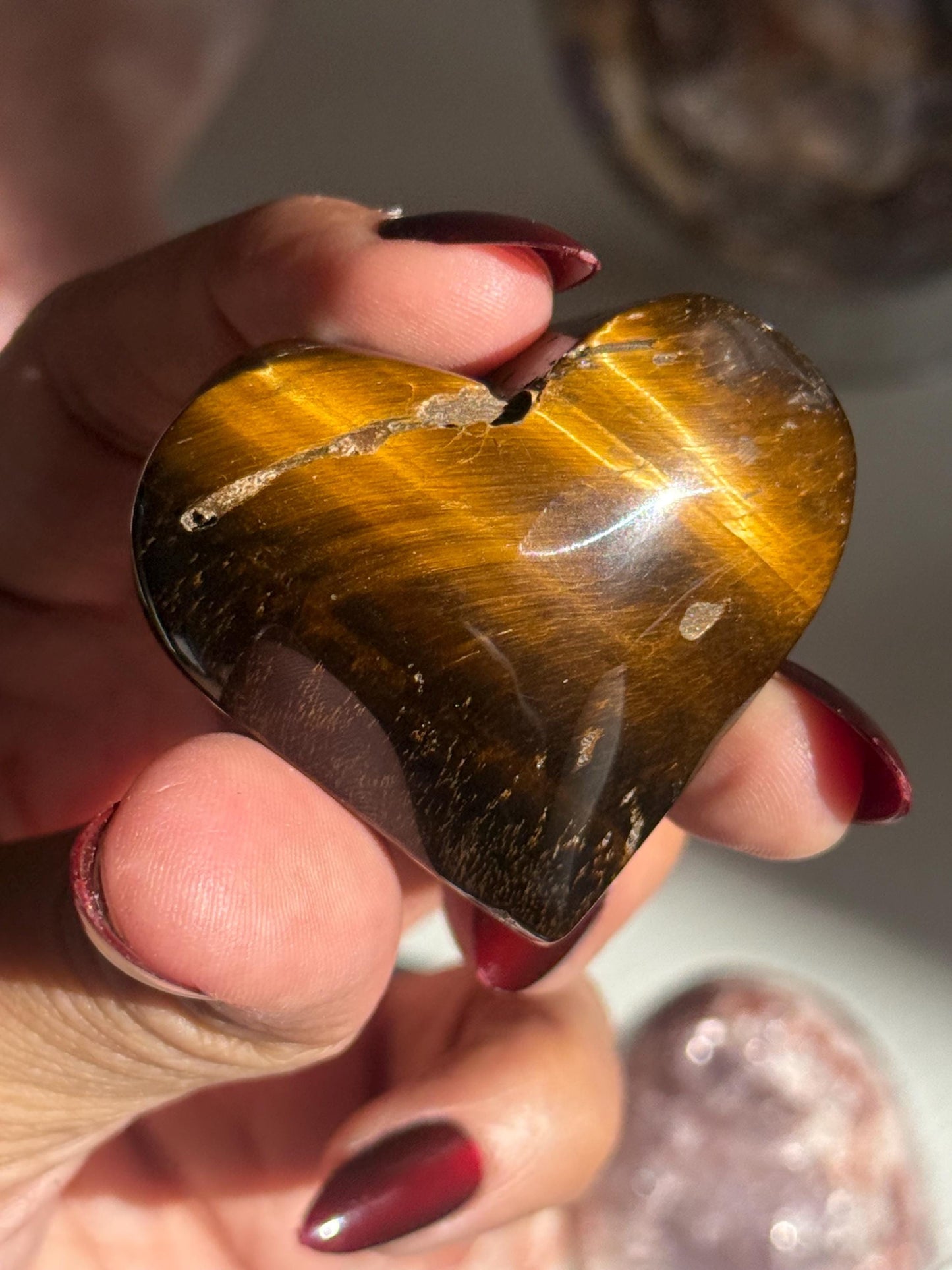 Yellow Tiger Eye Heart Crystal – Tiger Eye Palm Stone for Chakra Healing, Crystal Heart Gift, Pocket Stone, Protection Crystals