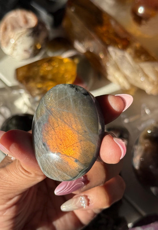 Sunset Labradorite Palmstone, Sunset Flash Lab, Orange Labradorite, Protection Crystals, small