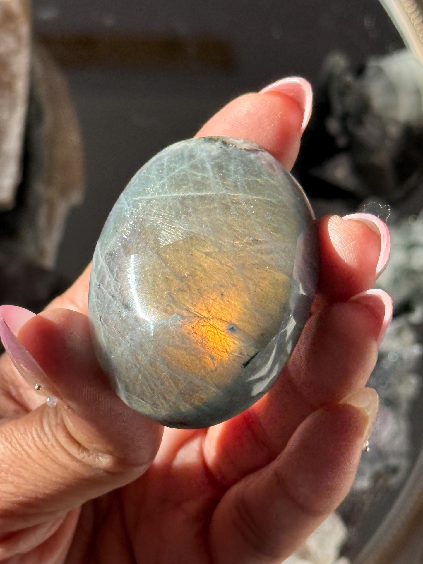 Sunset Labradorite Palmstone, Sunset Flash Lab, Orange Labradorite, Protection Crystals, small