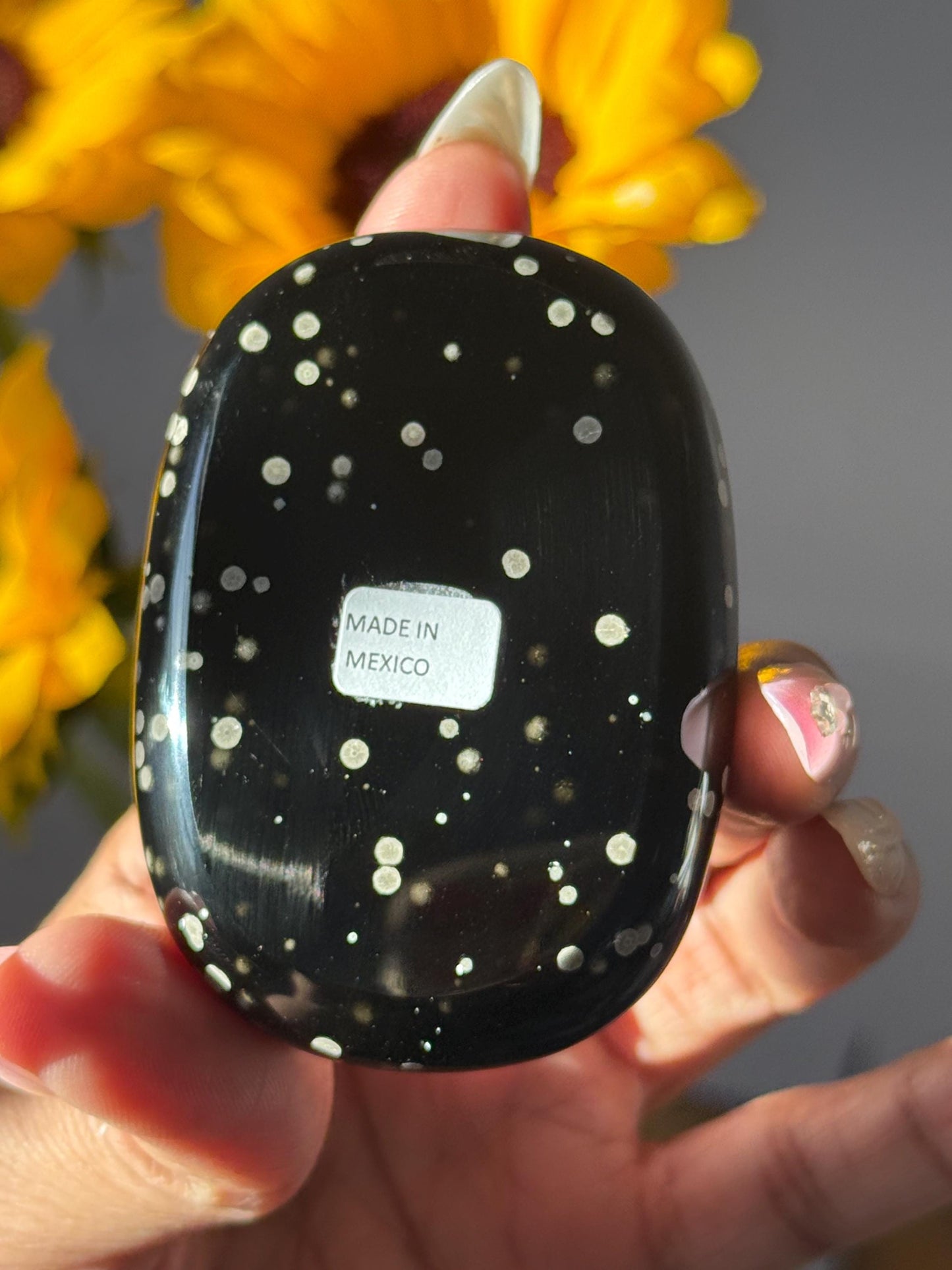 Stardust Obsidian Palm Stone – Rare Mexico Obsidian, Star-Dusted Pattern, Unique Mexican Obsidian